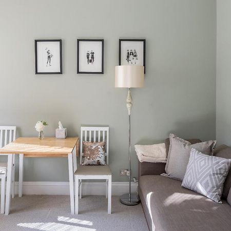 1 Minute From Sloane Square Homm Walkable To Harrods And Kings Road Apartment Londra Exterior foto